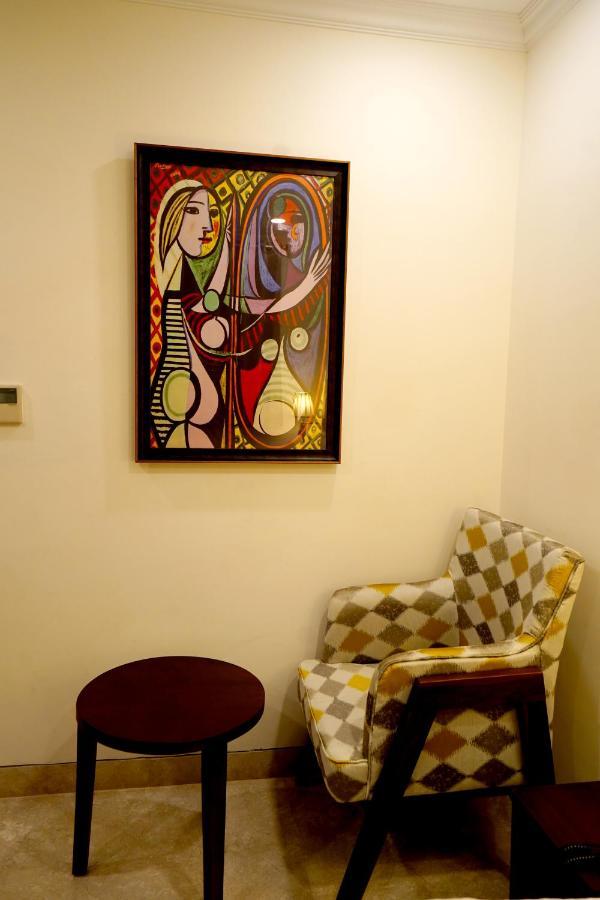Hotel Wongdhen House à New Delhi Extérieur photo