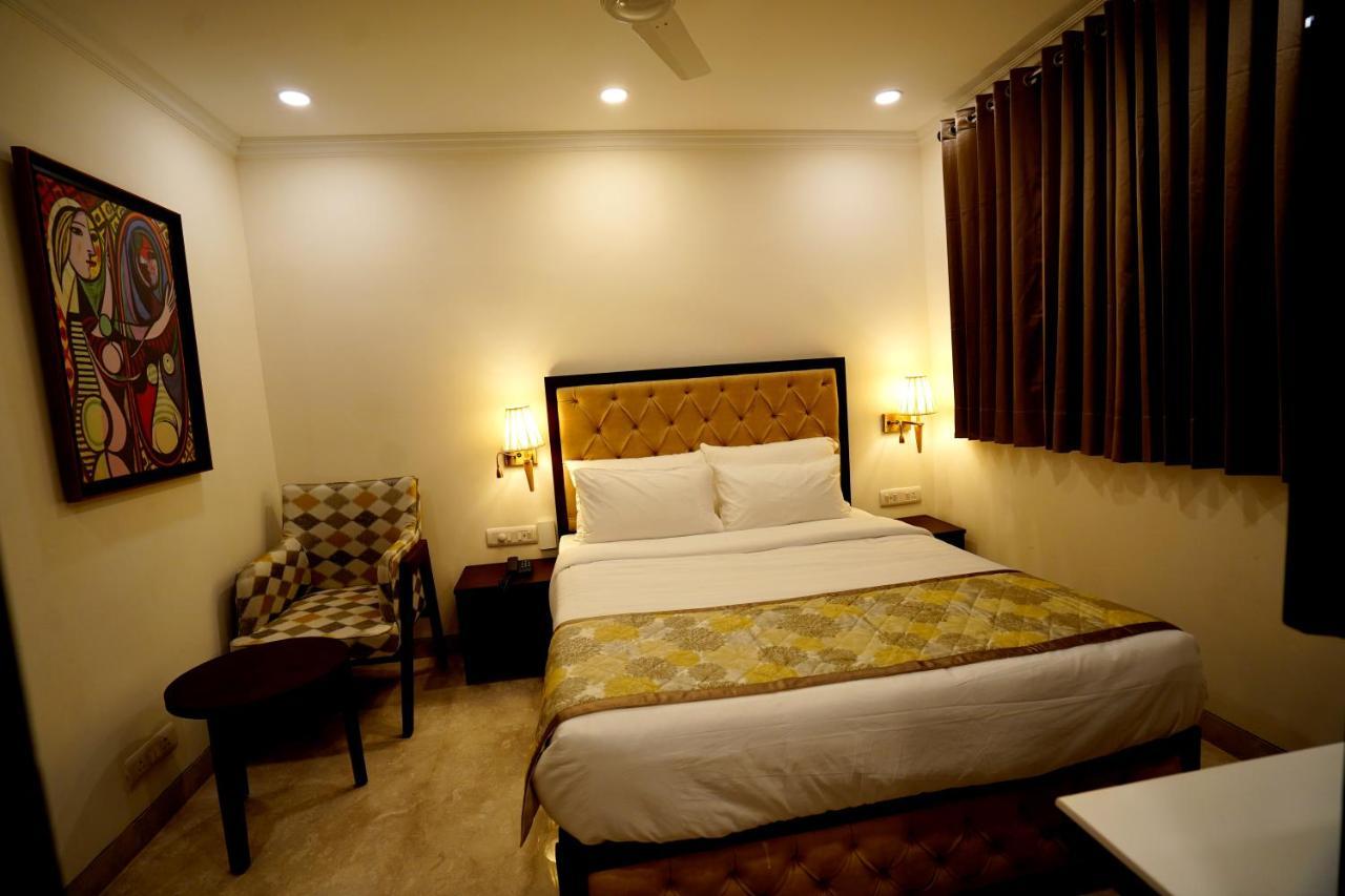 Hotel Wongdhen House à New Delhi Extérieur photo